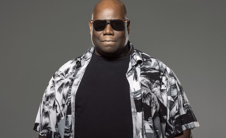  Carl Cox de retour à Ibiza avec une résidence à UNVRS